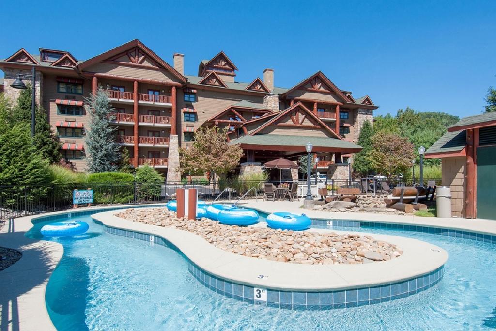 Bearskin Lodge On The River Gatlinburg Esterno foto